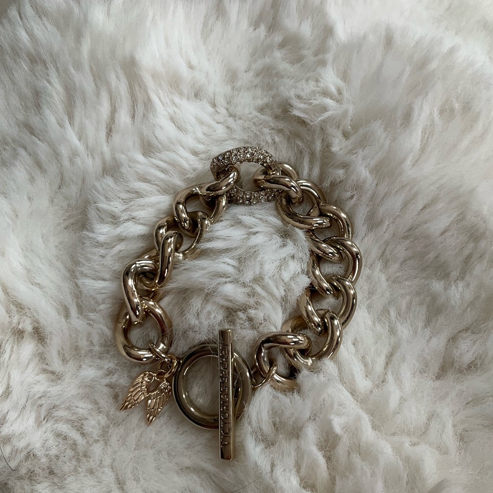 Elegant Gold Chain Bracelet Victorias Secret Angel Wings Bling